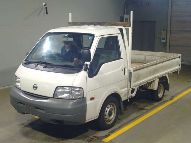 62080 Nissan Vanette truck SKP2TN 2013 г. (TAA Yokohama)